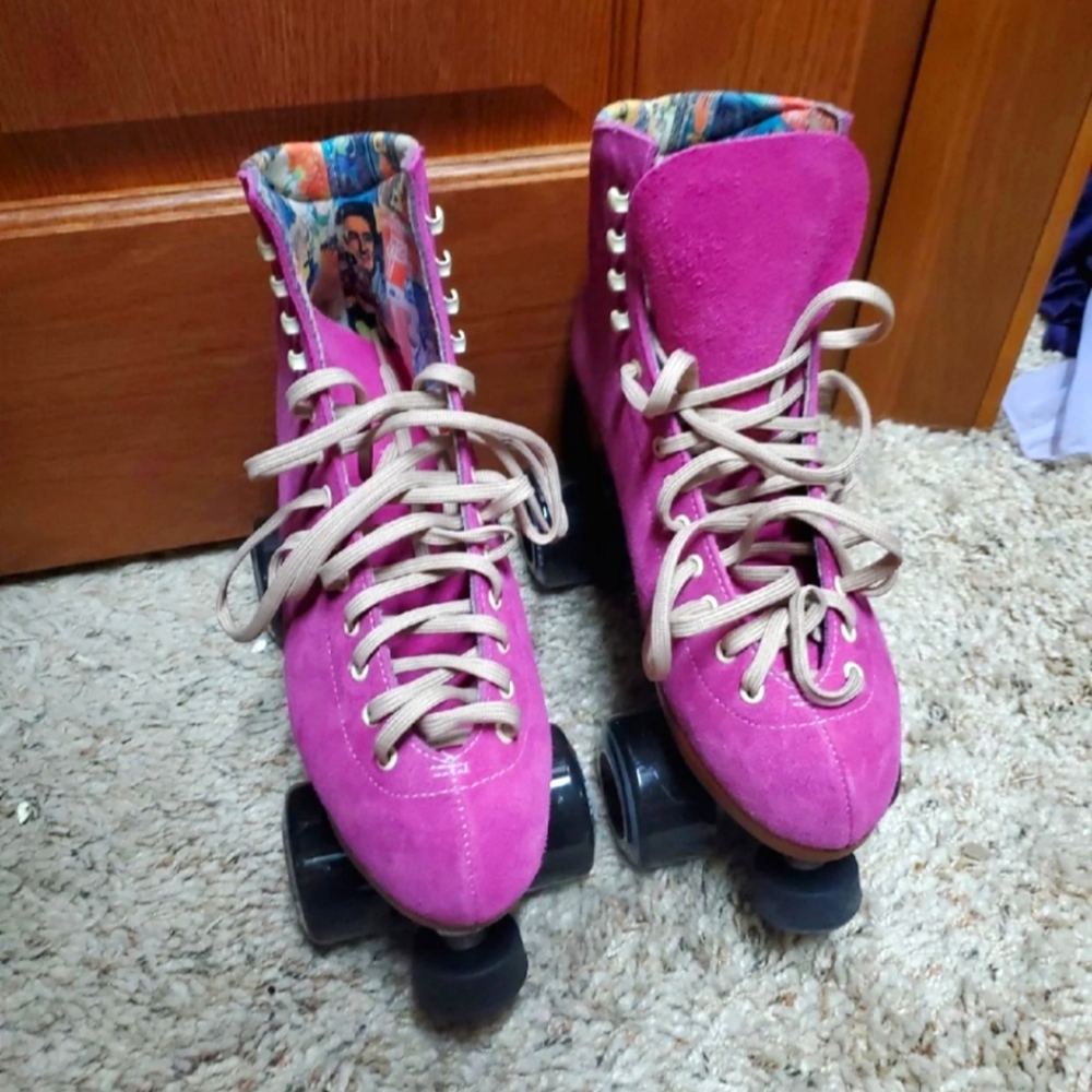 moxie lolly skates 8 skates